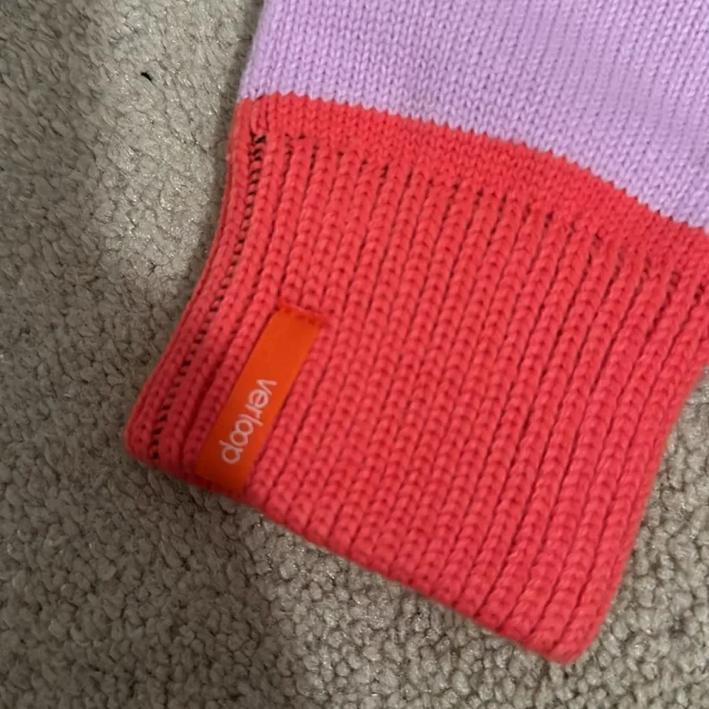 Verloop brand new tech gloves.